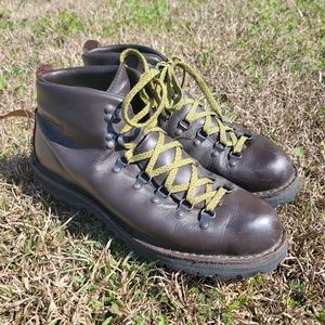 Danner Mountain Light II